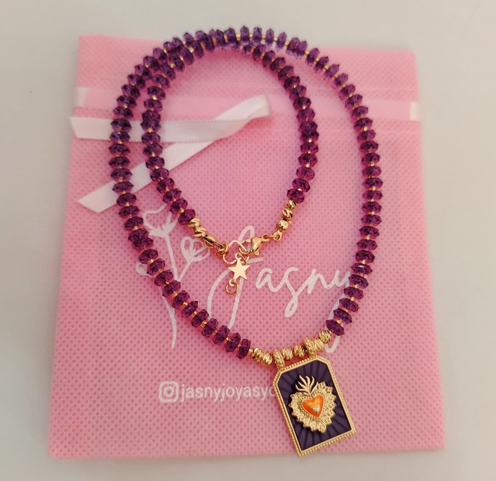 Collar Corazón Con Fuego | Morado